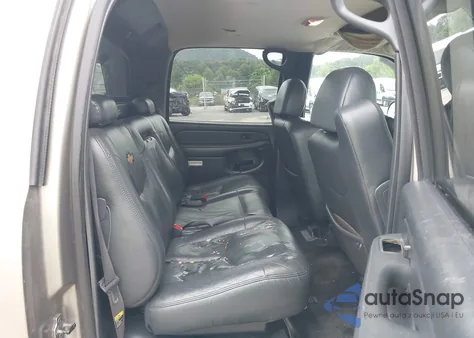 2002 Chevrolet Avalanche 1500 from USA, damaged, VIN 3GNEK13T12G216666